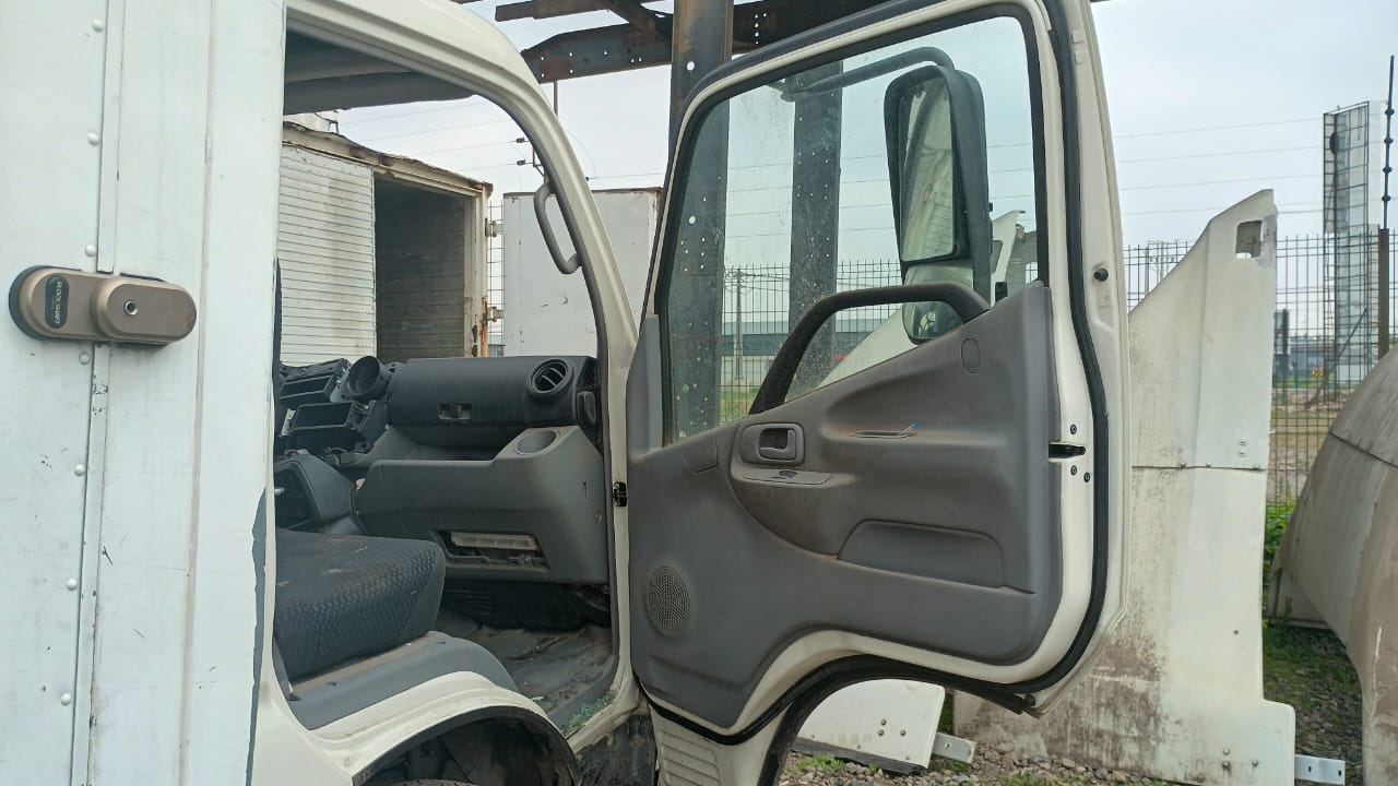 Hino CITY 515 2012    EN DESARME
